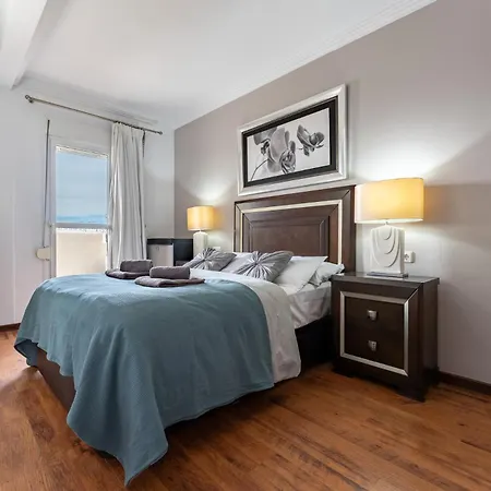 Benalbeach Bliss Seafront Retreat With Balcony * Бенальмадена