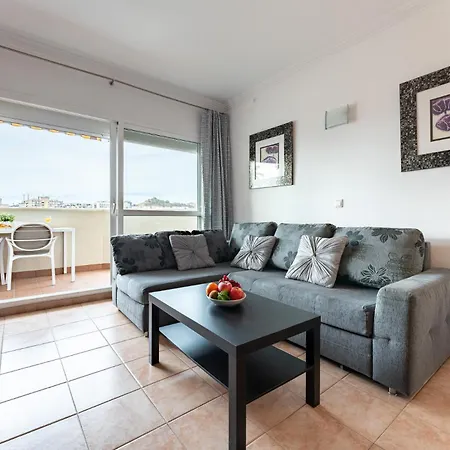 Апартаменты Benalbeach Bliss Seafront Retreat With Balcony
