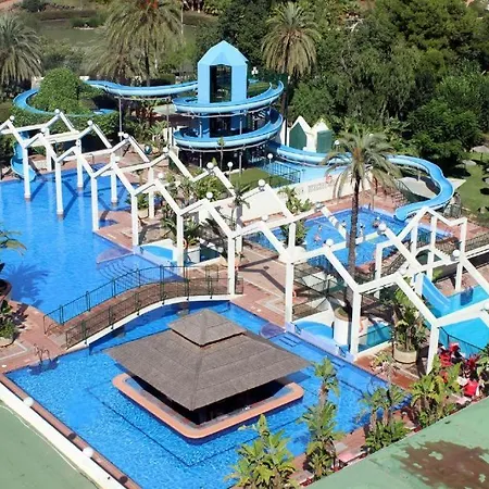 Benalbeach Bliss Seafront Retreat With Balcony